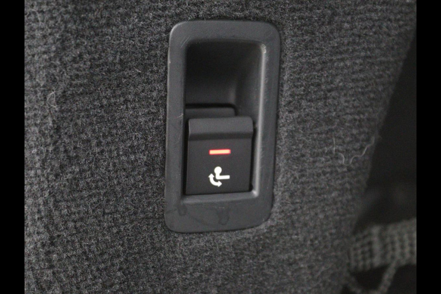 Audi A6 55 TFSIe quattro Competition | Adaptive cruise | Bang & Olufsen | Stoelverwarming | Carplay | Matrix LED | Trekhaak | Sportstoelen | Navigatie | Parkeerhulp | Virtual Cockpit | 21'' Lichtmetalen velgen