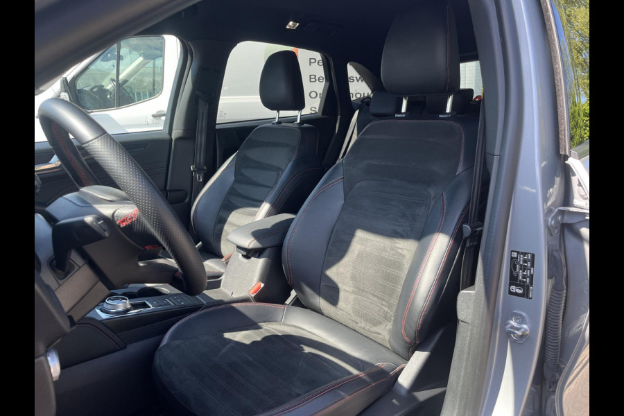 Ford Kuga 2.5 PHEV ST-Line X 225pk | Black Pack | Elektrische Achterklep | Rode Remklauwen | Achteruitrijcamera | 20 inch velgen