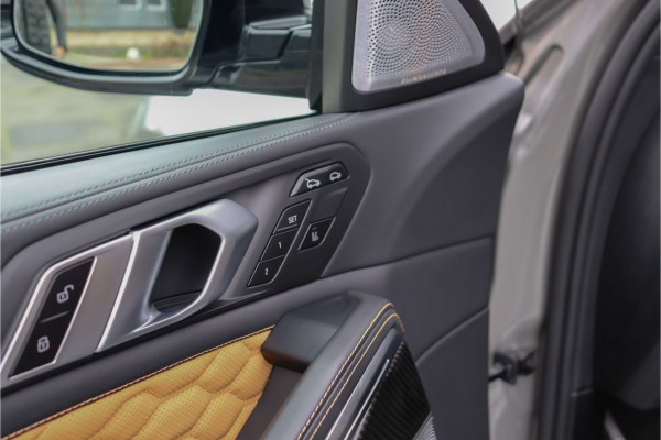BMW X6M Competition NL AUTO **Bowers & Wilkins/Carbon/Pano.Sky/LCD schermen/E-Trekhaak**