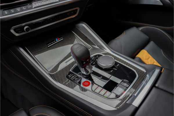 BMW X6M Competition NL AUTO **Bowers & Wilkins/Carbon/Pano.Sky/LCD schermen/E-Trekhaak**