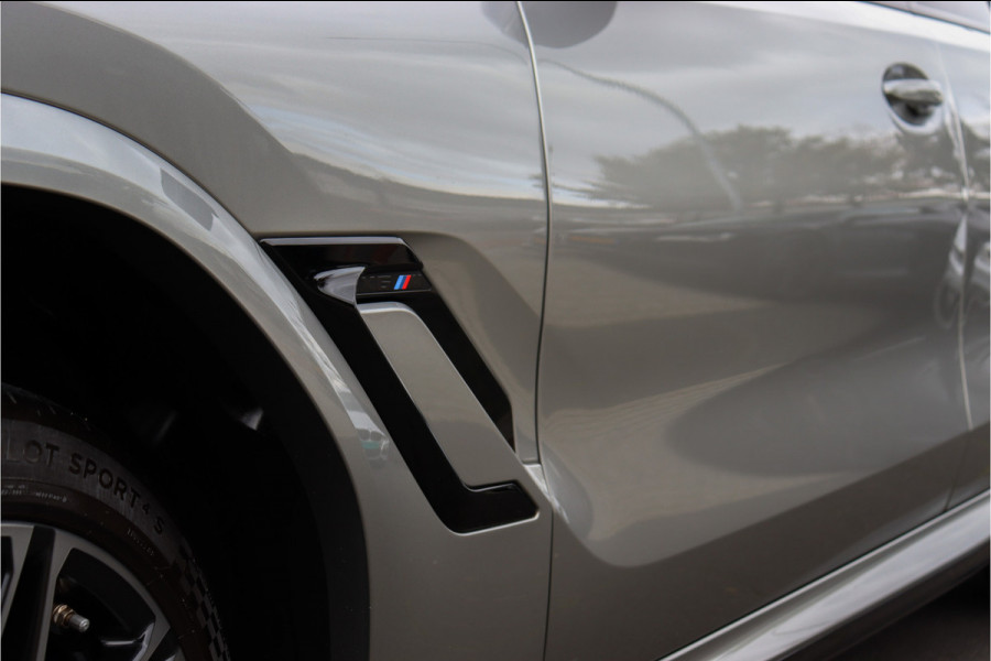 BMW X6M Competition NL AUTO **Bowers & Wilkins/Carbon/Pano.Sky/LCD schermen/E-Trekhaak**