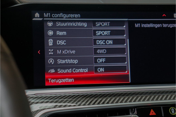 BMW X6M Competition NL AUTO **Bowers & Wilkins/Carbon/Pano.Sky/LCD schermen/E-Trekhaak**