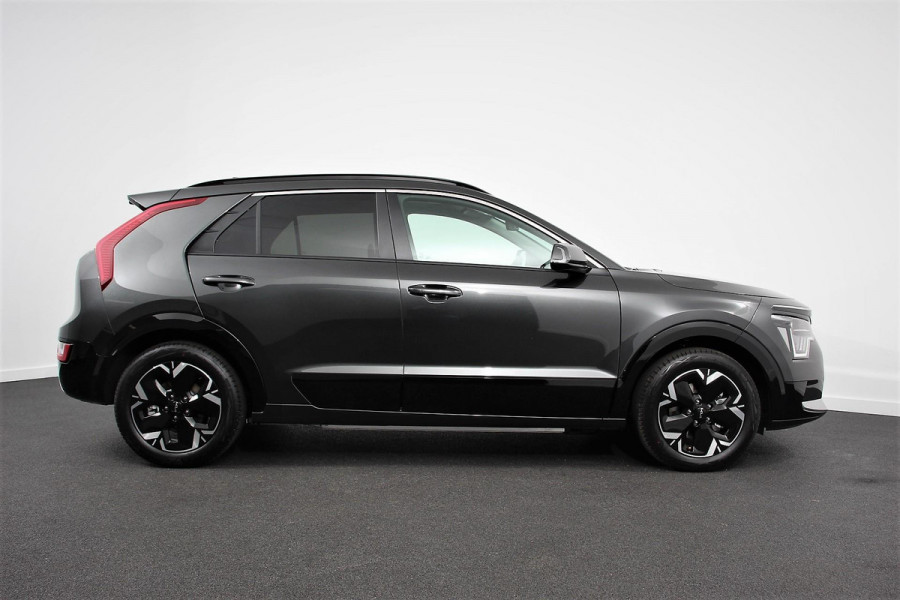 Kia Niro EV DynamicPlusLine 64.8 kWh Navigatie Half Leder Schuif-kantel dak Electrisch bedienbare achterklep  DAB Led Camera Extra Getint Glas Lichtmetalen Velgen
