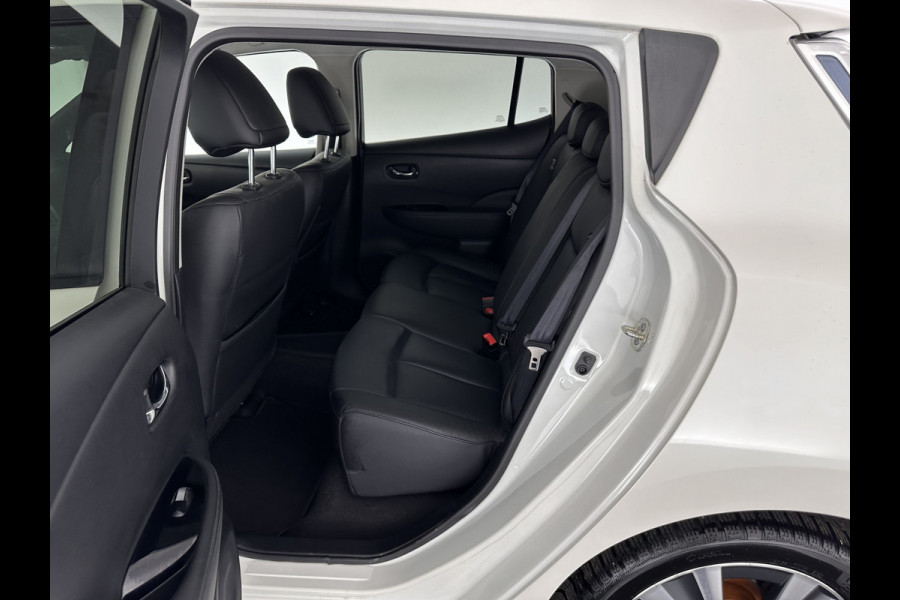 Nissan Leaf Tekna 30 kWh (INCL.BTW) Aut. *FULL-LEATHER | FULL-LED | BOSE-SURROUND | TOP-VIEW | KEYLESS | NAVI-FULLMAP | ECC | COMFORT-SEATS | 17"ALU*