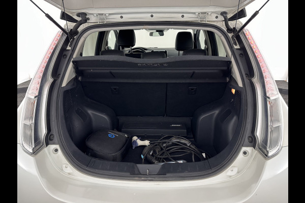 Nissan Leaf Tekna 30 kWh (INCL.BTW) Aut. *FULL-LEATHER | FULL-LED | BOSE-SURROUND | TOP-VIEW | KEYLESS | NAVI-FULLMAP | ECC | COMFORT-SEATS | 17"ALU*