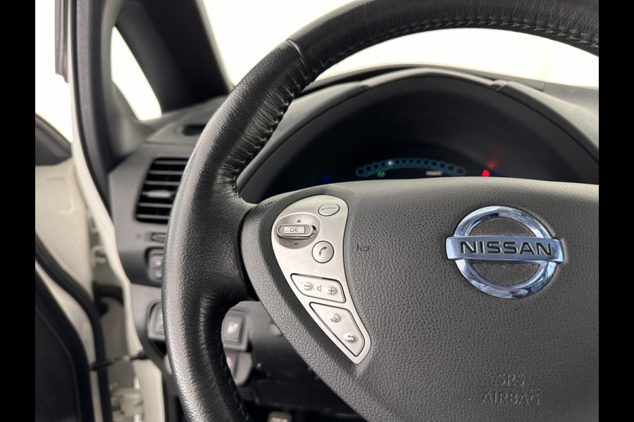 Nissan Leaf Tekna 30 kWh (INCL.BTW) Aut. *FULL-LEATHER | FULL-LED | BOSE-SURROUND | TOP-VIEW | KEYLESS | NAVI-FULLMAP | ECC | COMFORT-SEATS | 17"ALU*