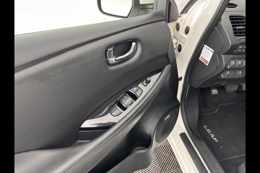 Nissan Leaf Tekna 30 kWh (INCL.BTW) Aut. *FULL-LEATHER | FULL-LED | BOSE-SURROUND | TOP-VIEW | KEYLESS | NAVI-FULLMAP | ECC | COMFORT-SEATS | 17"ALU*