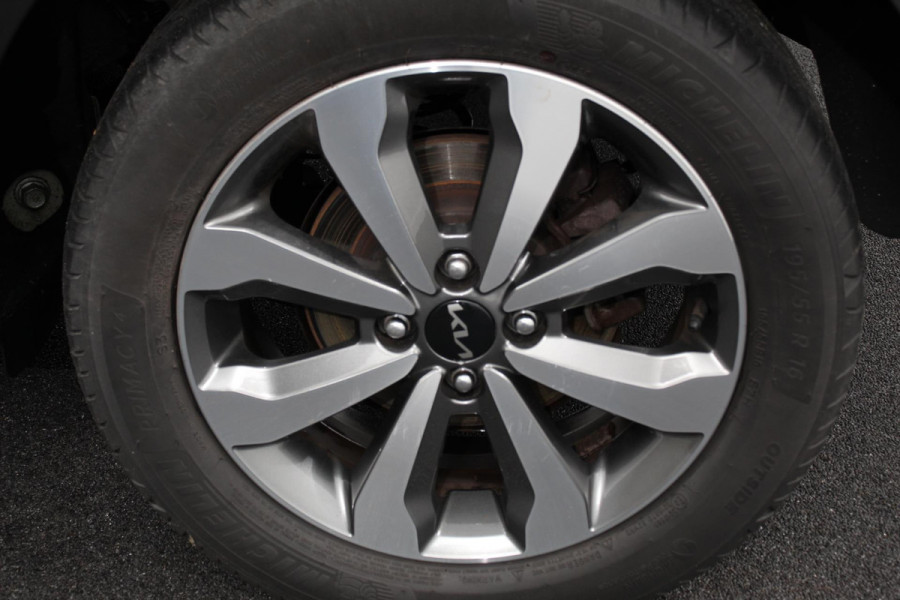 Kia Stonic 1.0 T-GDI 136pk MHEV Automaat Vision Kia Stonic 1.0 T-GDI 120pk MHEV Automaat Vision | Navigatie | Climate control | Camera | Cruise Control | Dab | 17" Lichtmetalen velgen