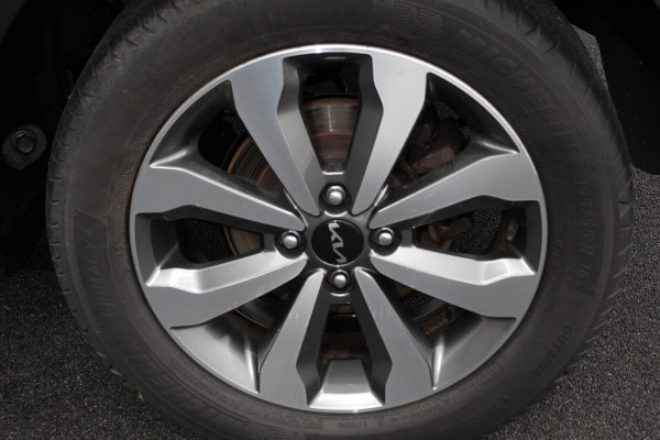 Kia Stonic 1.0 T-GDI 136pk MHEV Automaat Vision Kia Stonic 1.0 T-GDI 120pk MHEV Automaat Vision | Navigatie | Climate control | Camera | Cruise Control | Dab | 17" Lichtmetalen velgen