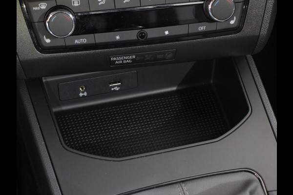 Seat Ibiza 1.0 TSI Style Navigatie Apple Carplay / Android Auto Climate Control Cruise Control