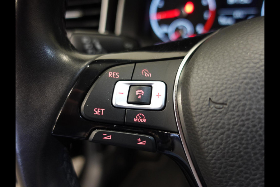 Volkswagen Polo 1.0 TSI Highline R-Line Airco ECC Navi 17" LM Velgen PDC VA Carplay