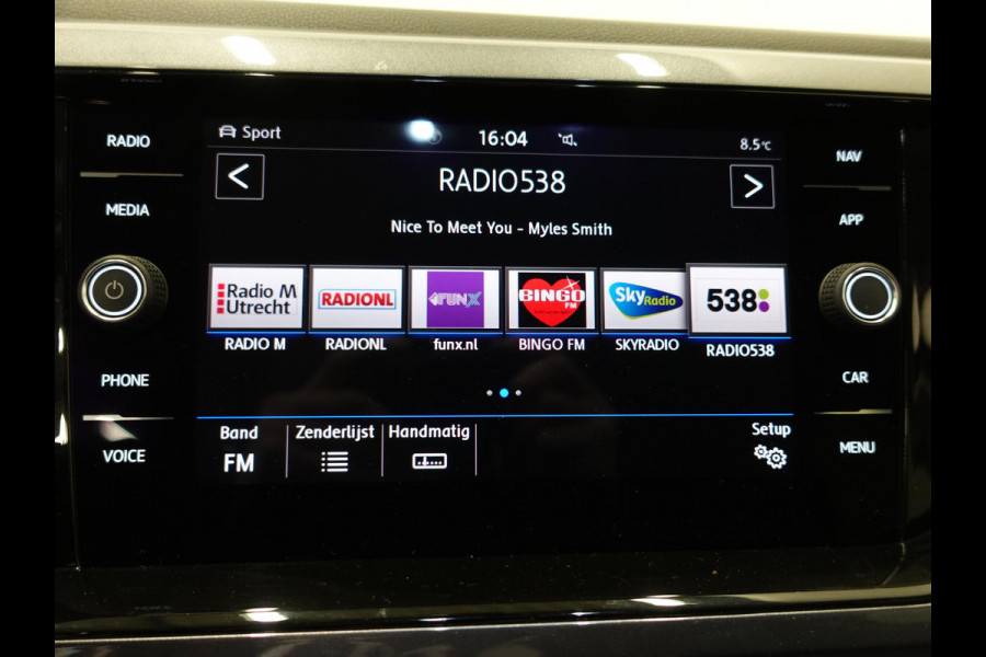 Volkswagen Polo 1.0 TSI Highline R-Line Airco ECC Navi 17" LM Velgen PDC VA Carplay