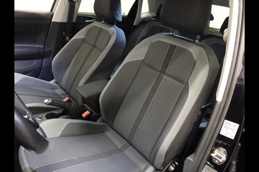 Volkswagen Polo 1.0 TSI Highline R-Line Airco ECC Navi 17" LM Velgen PDC VA Carplay