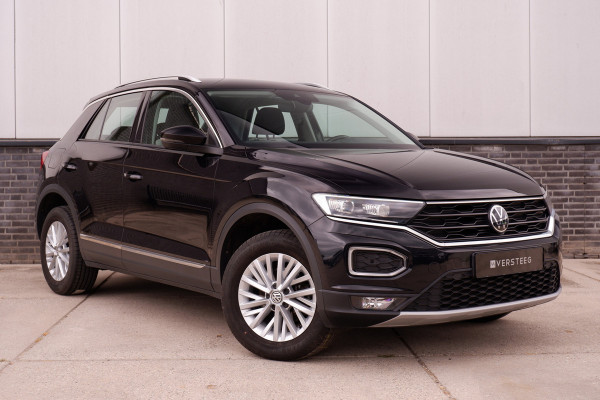 Volkswagen T-Roc 1.5 TSI Sport | LED | Trekhaak | Carplay | Camera | PDC