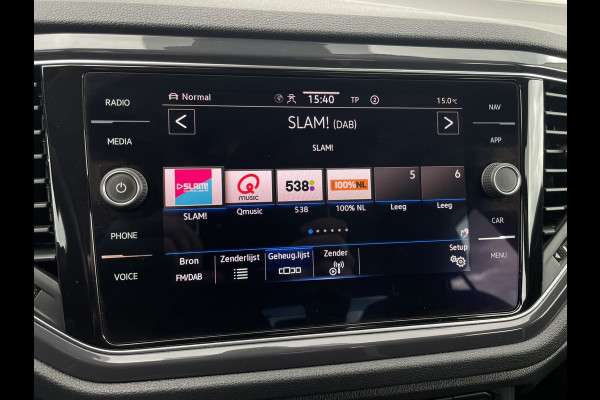 Volkswagen T-Roc 1.5 TSI Sport | LED | Trekhaak | Carplay | Camera | PDC
