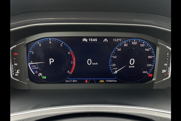 Volkswagen T-Roc 1.5 TSI Sport | LED | Trekhaak | Carplay | Camera | PDC