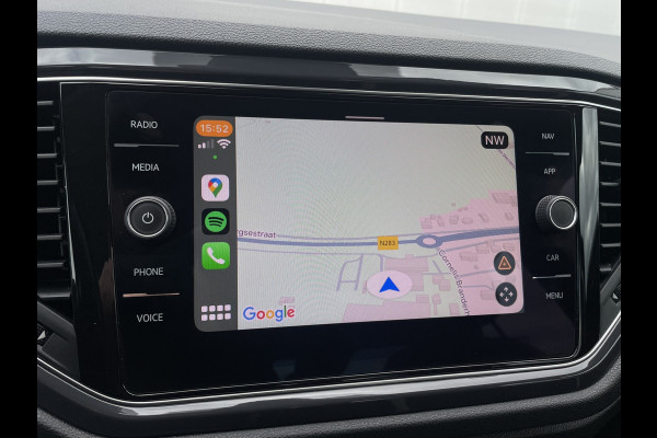 Volkswagen T-Roc 1.5 TSI Sport | LED | Trekhaak | Carplay | Camera | PDC