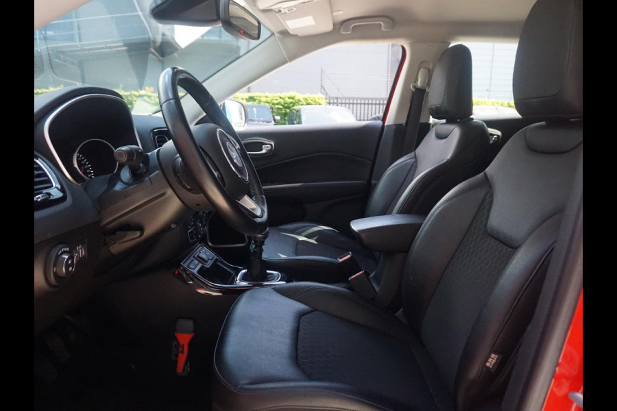 Jeep Compass 1.3T Night Eagle Liberty Edition 1750 KG trekgewicht