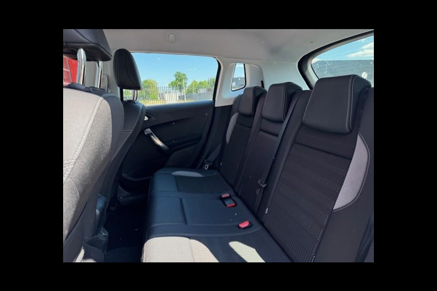 Peugeot 2008 1.2 PureTech Allure-Dealer onderhouden-Trekhaak