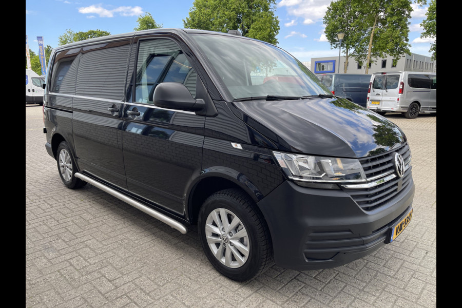 Volkswagen Transporter 2.0 TDI L1H1 26 Economy Business / vaste prijs rijklaar € 20.950 ex btw / euro 6 diesel / bpm vrij / airco / cruise control / achteruit rijcamera / trekhaak / pdc achter