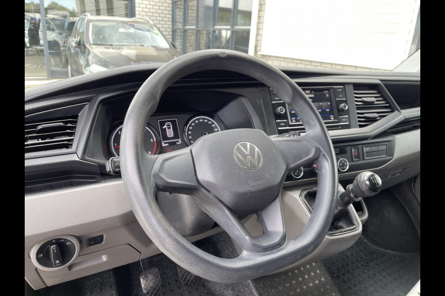 Volkswagen Transporter 2.0 TDI L1H1 26 Economy Business / vaste prijs rijklaar € 20.950 ex btw / euro 6 diesel / bpm vrij / airco / cruise control / achteruit rijcamera / trekhaak / pdc achter