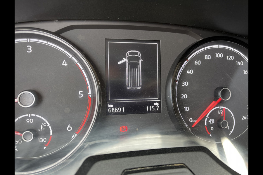 Volkswagen Transporter 2.0 TDI L1H1 26 Economy Business / vaste prijs rijklaar € 20.950 ex btw / euro 6 diesel / bpm vrij / airco / cruise control / achteruit rijcamera / trekhaak / pdc achter