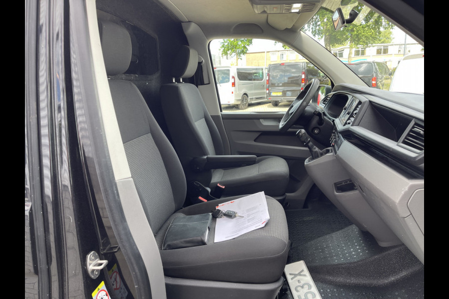 Volkswagen Transporter 2.0 TDI L1H1 26 Economy Business / vaste prijs rijklaar € 20.950 ex btw / euro 6 diesel / bpm vrij / airco / cruise control / achteruit rijcamera / trekhaak / pdc achter