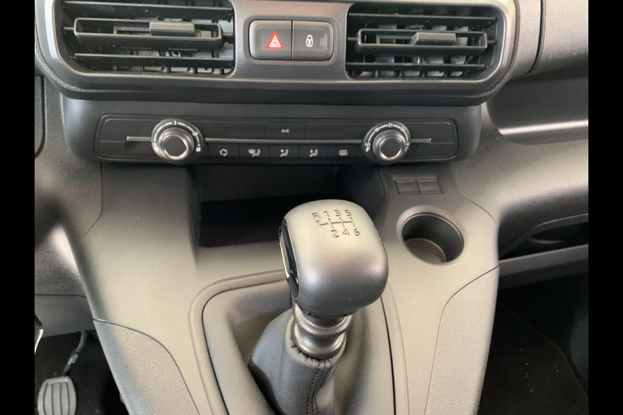 Peugeot Partner 1.5 BlueHDi 100pk S&S L1 | Navigatie | Parkeersensoren voor en achter | Apple Carplay/Android Auto | Dodehoekdetectie