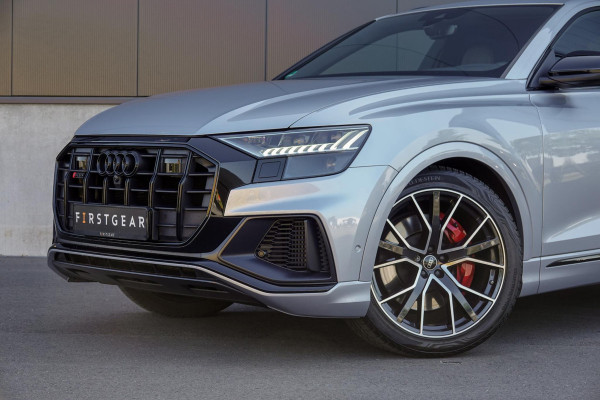Audi SQ8 4.0 TFSI quattro *Vierwielbesturing / Panorama / Bang & Olufsen / Standkachel / Surround-View*