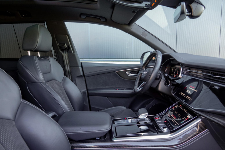 Audi SQ8 4.0 TFSI quattro *Vierwielbesturing / Panorama / Bang & Olufsen / Standkachel / Surround-View*