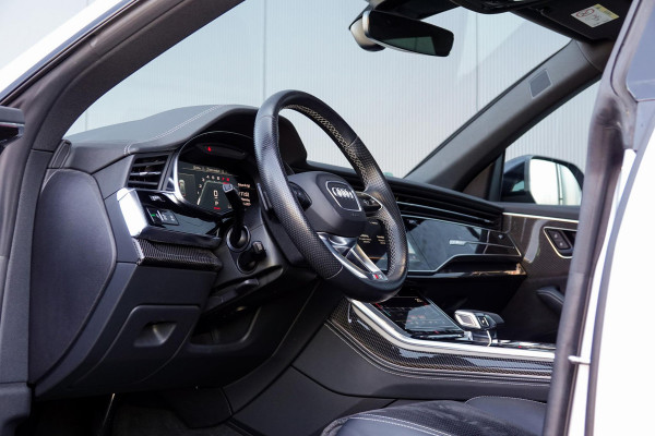 Audi SQ8 4.0 TFSI quattro *Vierwielbesturing / Panorama / Bang & Olufsen / Standkachel / Surround-View*