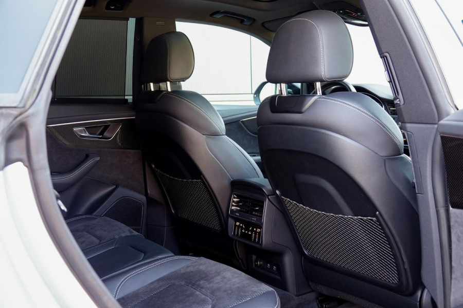 Audi SQ8 4.0 TFSI quattro *Vierwielbesturing / Panorama / Bang & Olufsen / Standkachel / Surround-View*