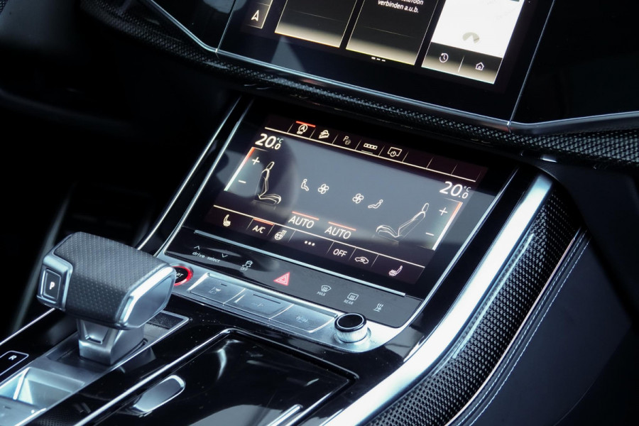 Audi SQ8 4.0 TFSI quattro *Vierwielbesturing / Panorama / Bang & Olufsen / Standkachel / Surround-View*