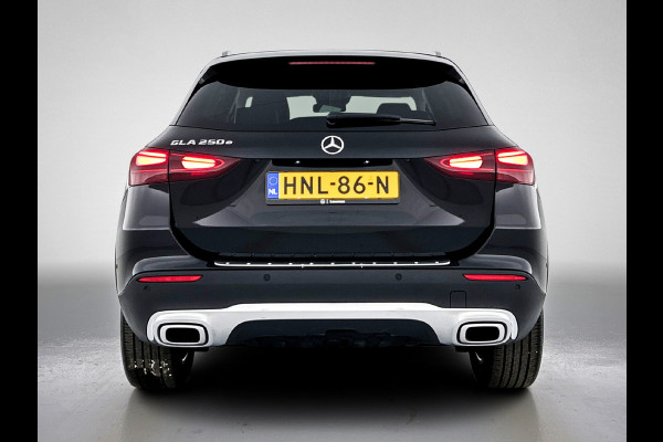 Mercedes-Benz GLA 250 e Face Lift Plug-In Hybride Lichtmetalen velgen | Wide screen | Navigatie | Parking support met 360 graad camera | Inclusief 24 maanden Mercedes-Benz Certified garantie voor Europa.