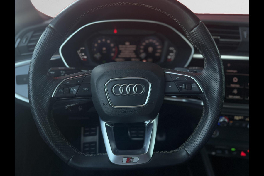 Audi Q3 3x S Line 245PK | Eerste Eigenaar | Dealer onderhouden | BTW Auto | Vol Opties | Pano Dak | Leder | Elektr. Achterklep |