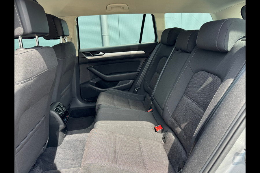 Volkswagen Passat Variant 1.4 TSI C* AppleCarPlay * Cruise * Trekhaak * Pdc *