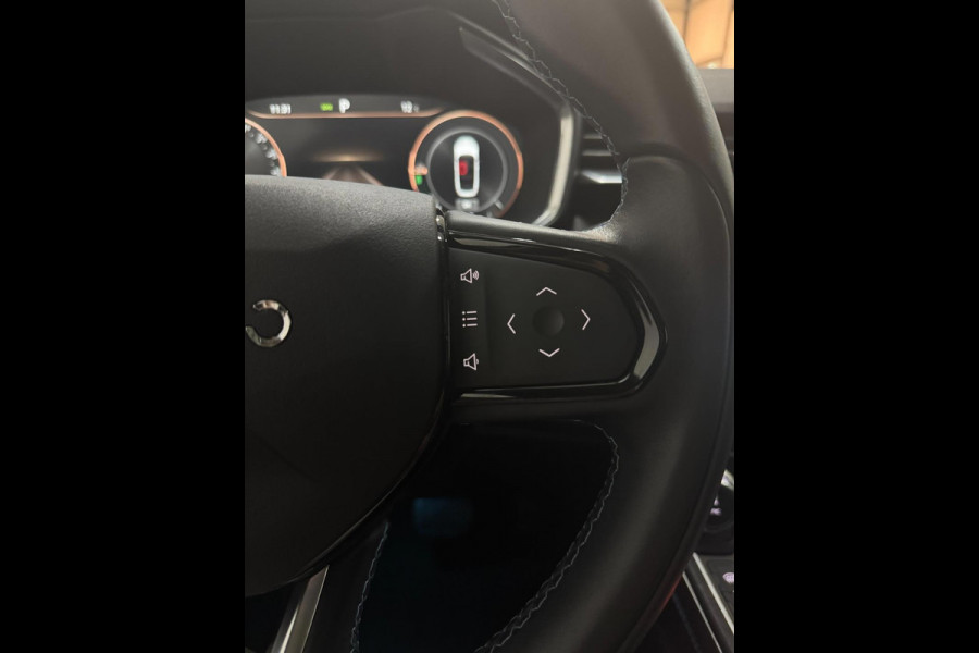 Lynk & Co RS Shadow Edition 01 1.5 262PK Trekhaak Pano  Camera Navi Adapt cruise 262PK Elekr. Achterklep