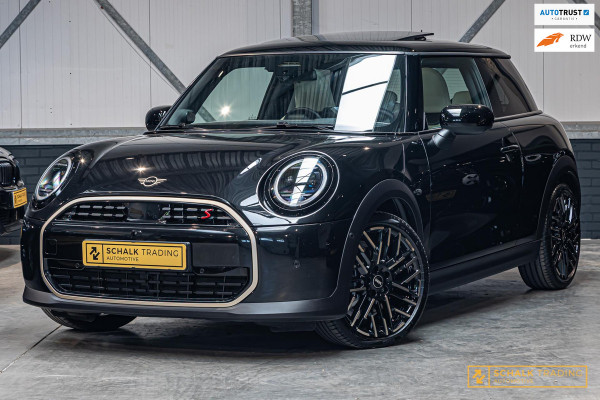 MINI 2.0 Cooper S Favoured XL|Pano|E-stoel|H&K|Full opt|Gara