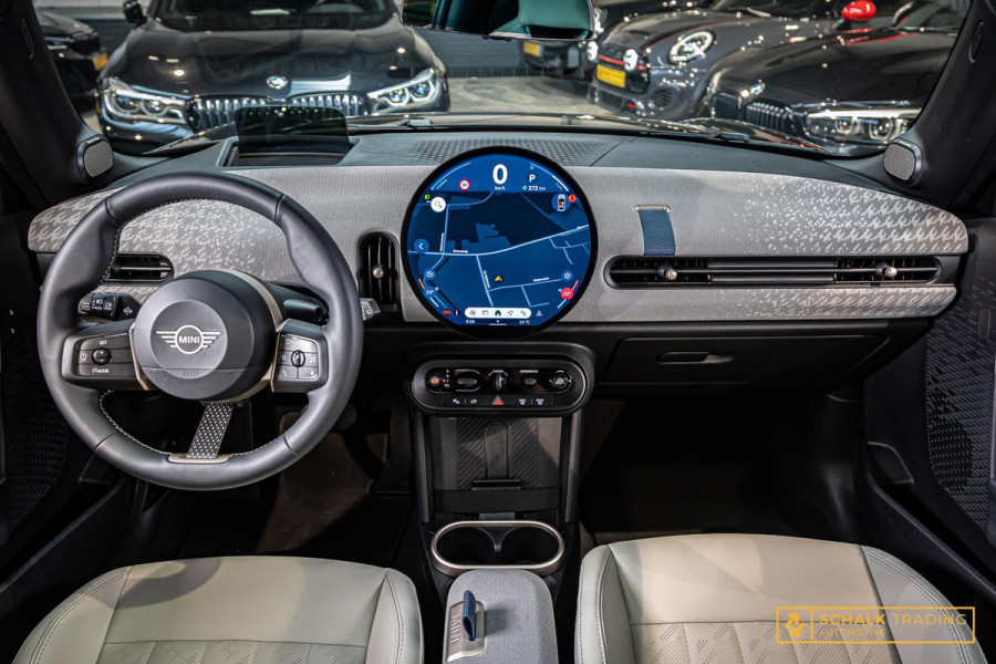 MINI 2.0 Cooper S Favoured XL|Pano|E-stoel|H&K|Full opt|Gara