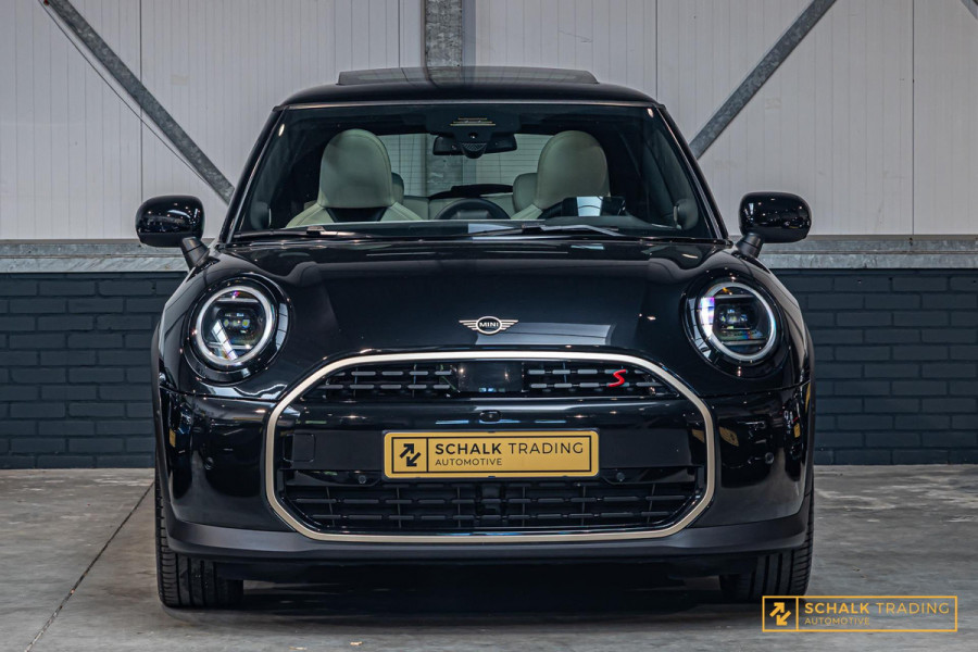 MINI 2.0 Cooper S Favoured XL|Pano|E-stoel|H&K|Full opt|Gara