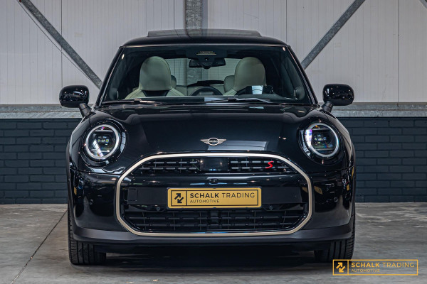 MINI 2.0 Cooper S Favoured XL|Pano|E-stoel|H&K|Full opt|Gara