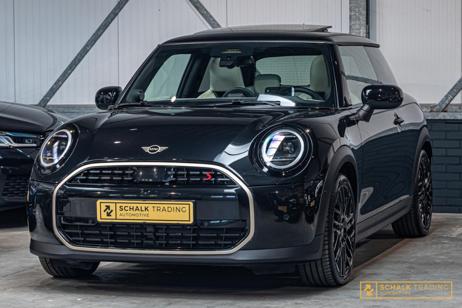 MINI 2.0 Cooper S Favoured XL|Pano|E-stoel|H&K|Full opt|Gara