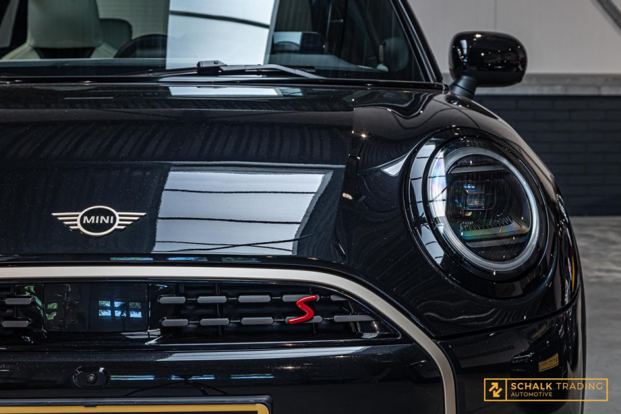 MINI 2.0 Cooper S Favoured XL|Pano|E-stoel|H&K|Full opt|Gara
