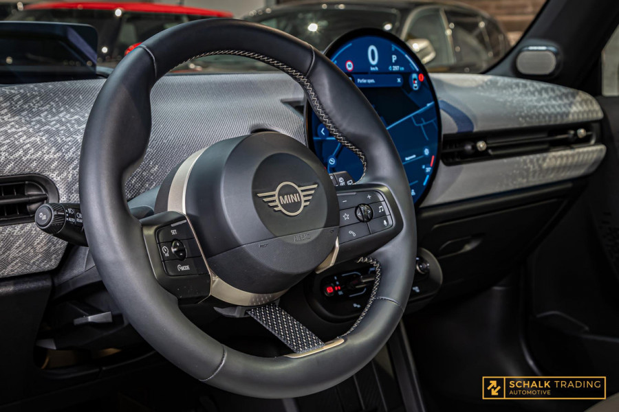 MINI 2.0 Cooper S Favoured XL|Pano|E-stoel|H&K|Full opt|Gara