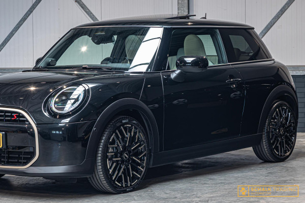 MINI 2.0 Cooper S Favoured XL|Pano|E-stoel|H&K|Full opt|Gara
