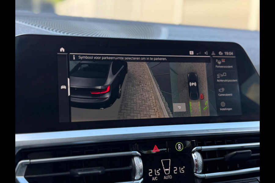 BMW 3-serie 330i High Executive M-Pakket Laser 360°