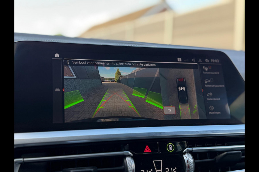 BMW 3-serie 330i High Executive M-Pakket Laser 360°