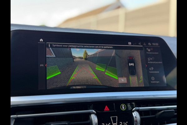 BMW 3-serie 330i High Executive M-Pakket Laser 360°