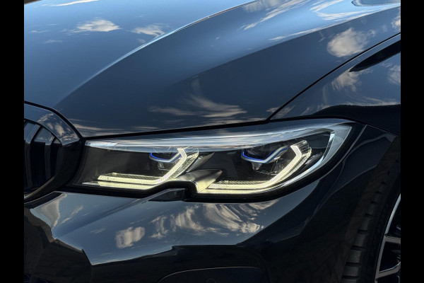 BMW 3-serie 330i High Executive M-Pakket Laser 360°