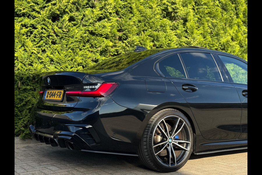 BMW 3-serie 330i High Executive M-Pakket Laser 360°